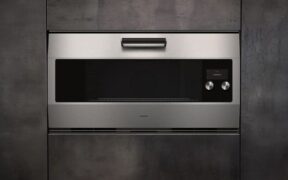 Ikonická nerezová trouba Gaggenau EB 333
